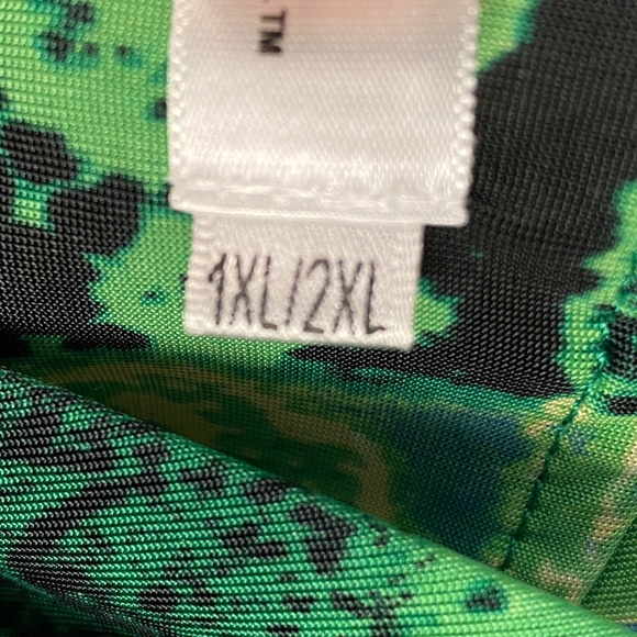 646 Main maxi dress, size 1XL / 2XL, green multi sundress sleeveless criss cross - Picture 10 of 12